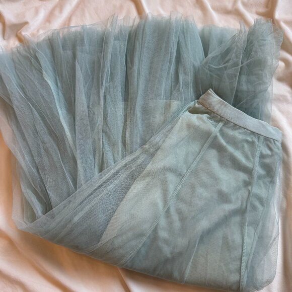 Dresses & Skirts - Mint Green Tulle Midi Skirt – Women’s Small
